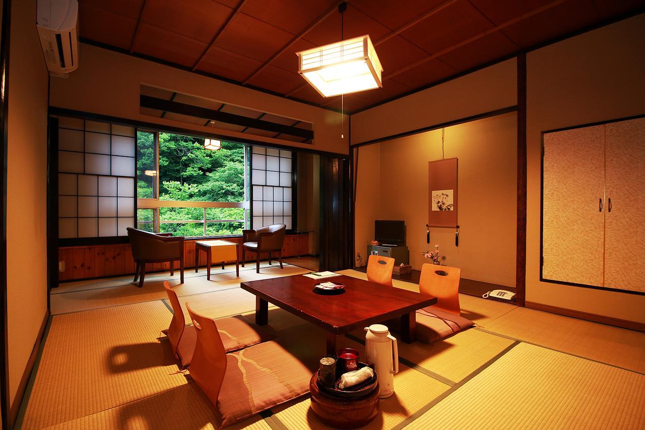 Oyado Higashiyama Hotel Aizuwakamatsu Exterior photo